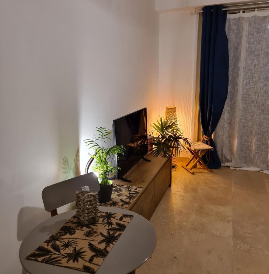 Ti Caz Kreol - Juan Plages Les Pieds Dans L'Eau Apartament Zewnętrze zdjęcie